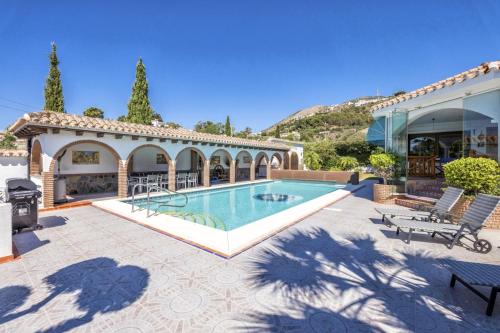 Fotografia z galérie ubytovania Casa Dahlgården Pool - Jacuzzi v destinácii Benalmádena