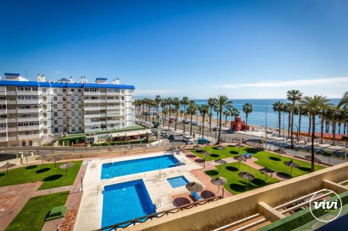 ViVi Homes - Octopussy - Pool, Balcony & Sea View