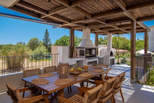 Villa Alexandros