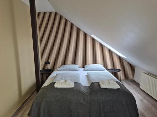 Cama o camas de una habitación en Hotel Hafnarfjall