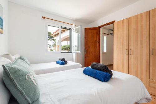 A bed or beds in a room at Villa Binisaret I by Mauter Villas