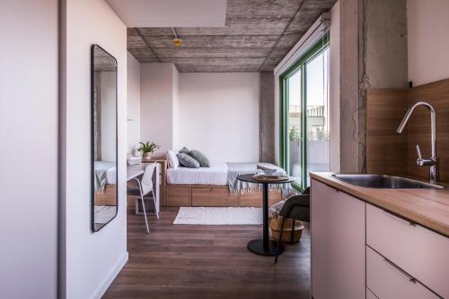 aparto Cristóbal de Moura Hall of residence - ONLY FOR STUDENTS IN BARCELONA