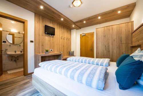 Imagen de la galería de Pension Tannenhof, en San Giovanni in Val Aurina