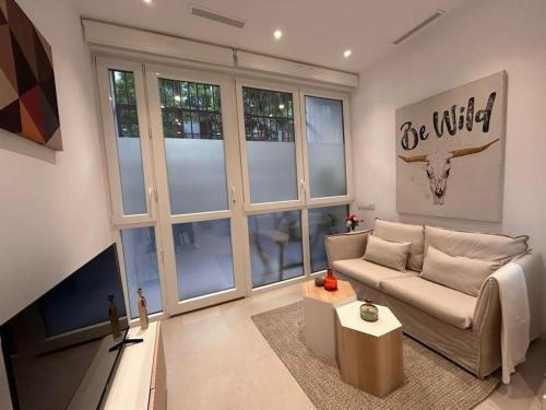 Flat in Chamberí with direct entrance BG