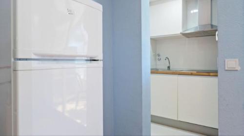 Kuchyň nebo kuchyňský kout v ubytování Apartamentos TSS Alboran