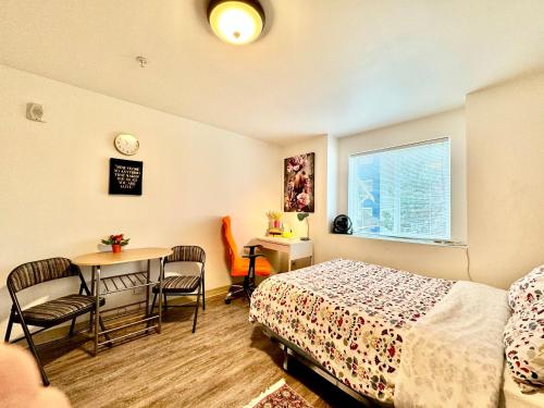 Micro Studio Apartment in University District- 10 mins walk to University of WA_2