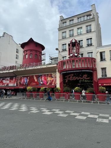 Charmant Appartement au Moulin Rouge