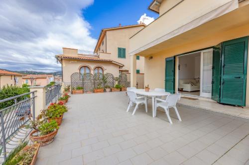 Imagen de la galería de Appartamenti Lilly a Porto Azzurro, en Porto Azzurro