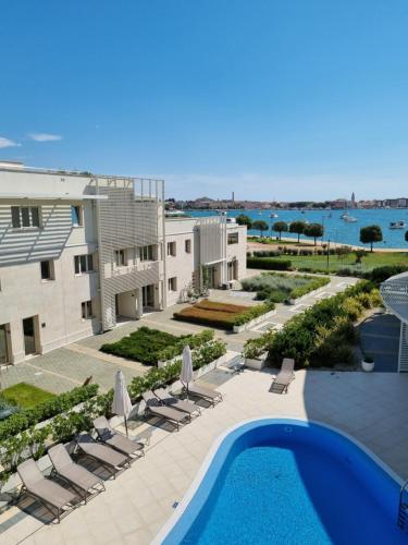 LUX SEAVIEW Suite