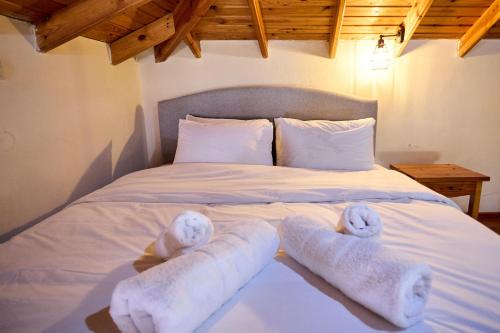 Postel nebo postele na pokoji v ubytování Windmills Apartments Chios