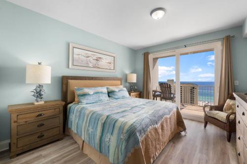 Coast is Clear at Laketown Wharf #1225 by Nautical Properties photo 3