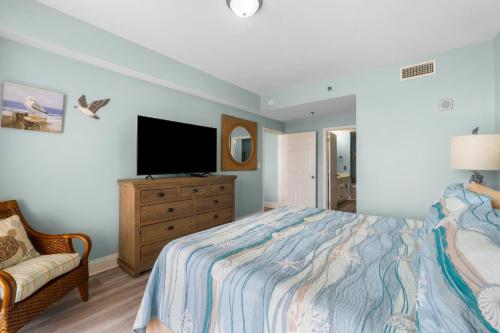 Coast is Clear at Laketown Wharf #1225 by Nautical Properties photo 17