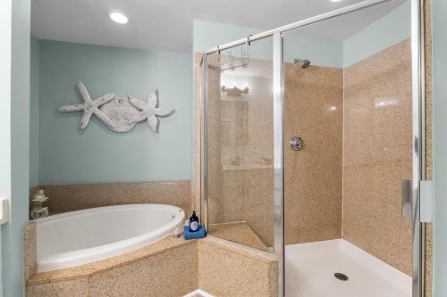 Coast is Clear at Laketown Wharf #1225 by Nautical Properties photo 19