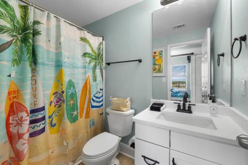 Coast is Clear at Laketown Wharf #1225 by Nautical Properties photo 21