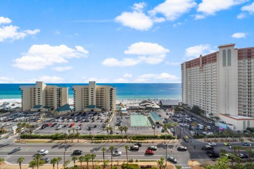 Coast is Clear at Laketown Wharf #1225 by Nautical Properties photo 26