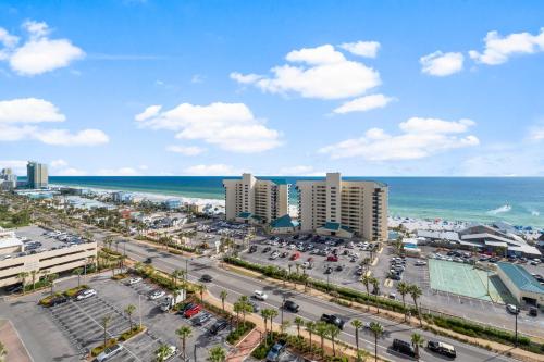 Coast is Clear at Laketown Wharf #1225 by Nautical Properties photo 27