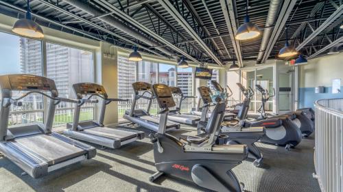 Coast is Clear at Laketown Wharf #1225 by Nautical Properties photo 29