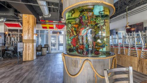 Coast is Clear at Laketown Wharf #1225 by Nautical Properties photo 36