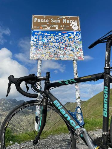 Jízda na kole v ubytování Ortighera Monolocale Relax sulla ciclabile nebo okolí