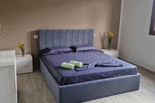 Ένα ή περισσότερα κρεβάτια σε δωμάτιο στο Elvis's vacation house