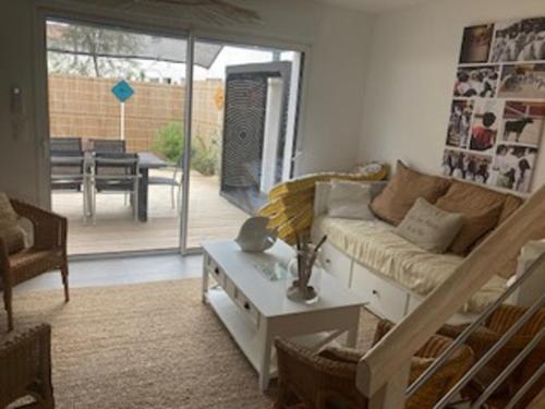 Maison neuve clim 400m plage