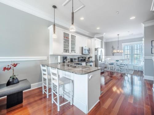 Kuchyň nebo kuchyňský kout v ubytování Family Tides Carolina Beach