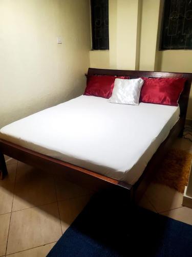 Легло или легла в стая в Studio Apartment in Nairobi