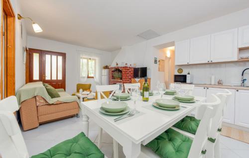 Beach Front Home In Novalja With House Sea View