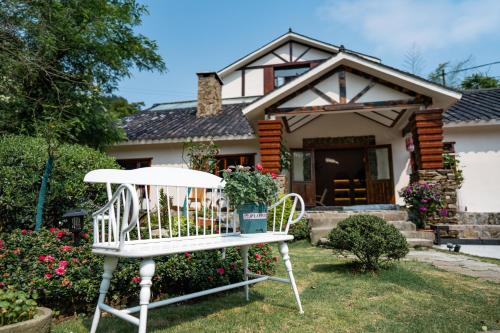Fuxi-21 Homestayにある庭