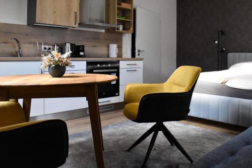 Kuchyň nebo kuchyňský kout v ubytování Apartmány Javorná