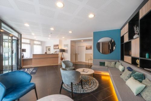 Dapur atau dapur kecil di Nemea Appart Hotel Home Suite Nancy Centre