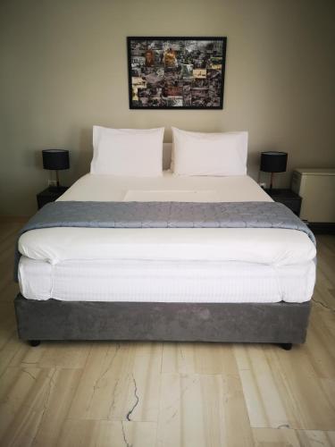 Androniki suite