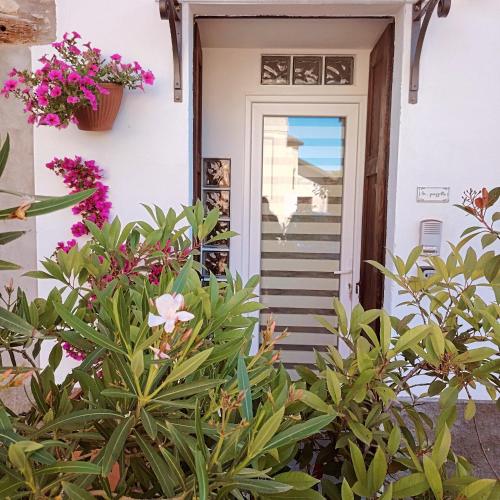 Un jardín fuera de In Piazzetta - Cernobbio