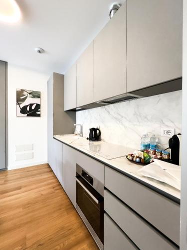 ComeCasa modern Terraced & Palestra Apartment