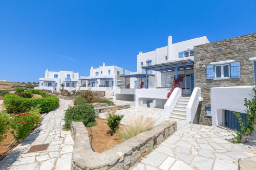Pergola Paros Cycladic House by the Sea+Pool