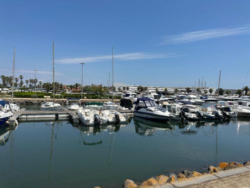Village naturiste - Port-Vénus - Villa les pieds dans l'eau