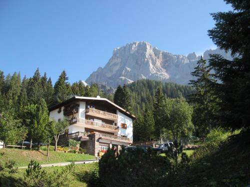 Fotografie z fotogalerie ubytování Appartamento da Meto v destinaci San Martino di Castrozza