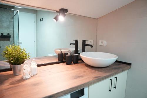 Φωτογραφία από το άλμπουμ του Cozy Loft στην Μπίτολα