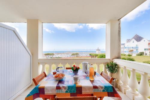 Appartement 4 personnes vue mer et port de plaisance