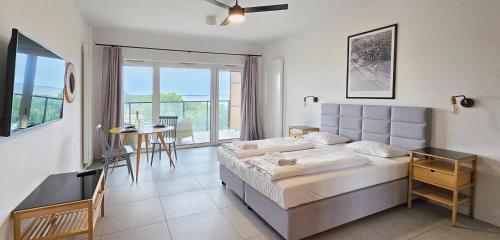 HolidayHomePL Aquamarina Prima 71 z widokiem na morze