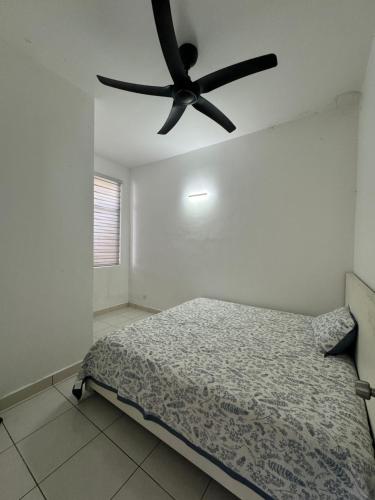 Ένα ή περισσότερα κρεβάτια σε δωμάτιο στο Homestay Pool Villa Andora