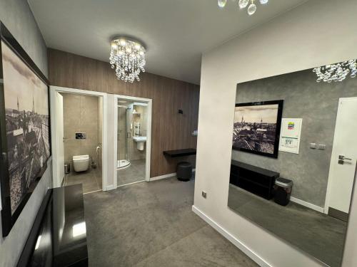 Koupelna v ubytování Hotel Grand