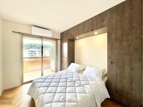 Astoria luxury apartment- 3 bathrooms