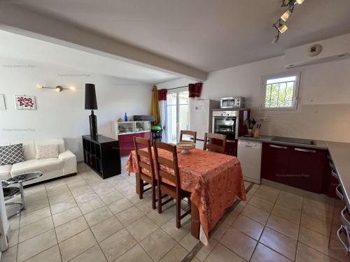 Maison familiale avec terrasse et piscine à 200m de la plage - Narbonne Plage - FR-1-229B-51