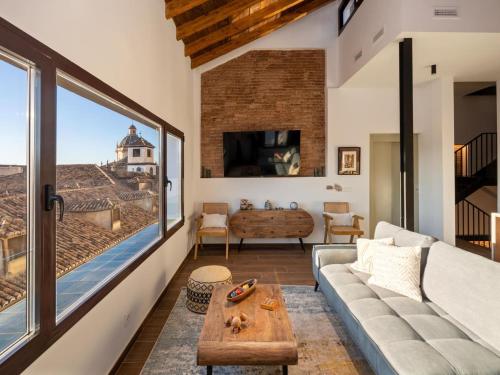 ChezmoiHomes Santiago Duplex Penthouse
