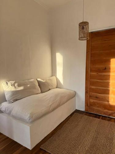 Postel nebo postele na pokoji v ubytování Private 2Bedroom Island House Pandawa