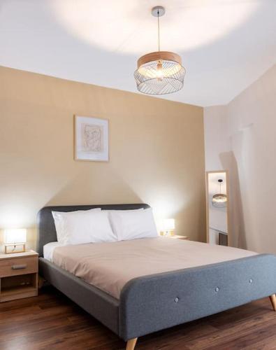 Amelia jacuzzi maisonette Ath Center