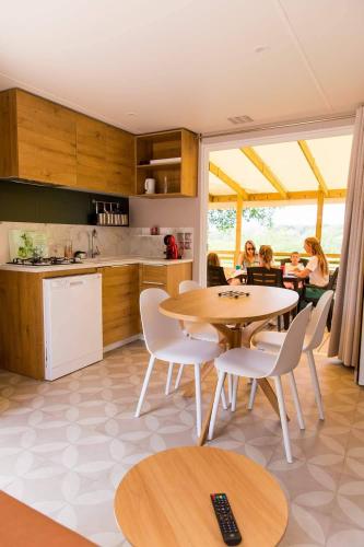 Gallery image of Camping La Chapoulière in Ruoms