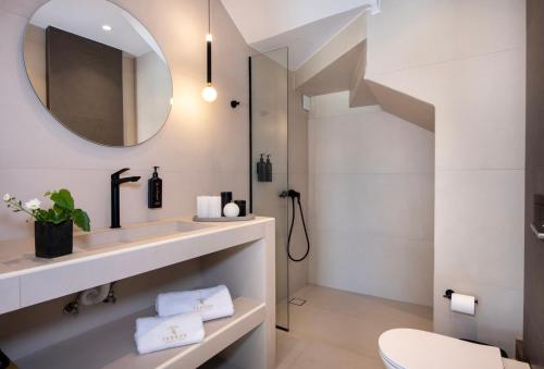 Ванная комната в Tersus Luxury Villa
