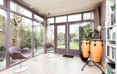Lovely Home In Sneek With Wifiにある庭